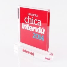Trofeo de metacrilato CHICA INTERVIU 2014