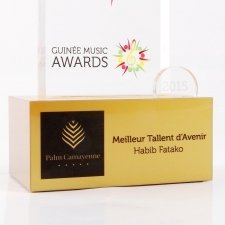 Trofeo de metacrilato PALM CAMAYENE