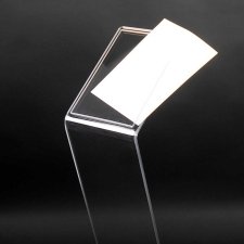 Atril exposición Z de metacrilato con portacartel A4