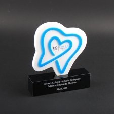 Trofeo de metacrilato SOLER DENTISTAS