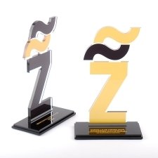 Trofeos de metacrilato premios ZARCILLO