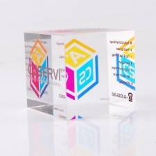 Regalo Cubo Metacrilato Cuservi