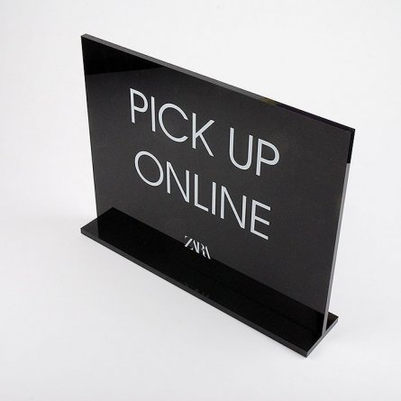 Display metacrilato ZARA