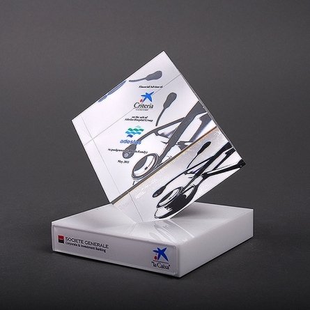 Trofeo metacrilato LA CAIXA CRITERIA