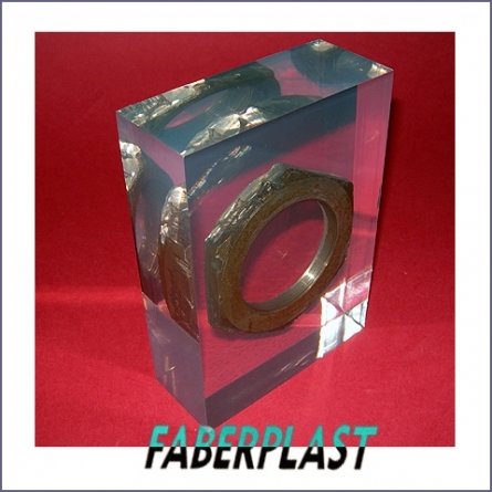 Oclusión Pieza Metálica